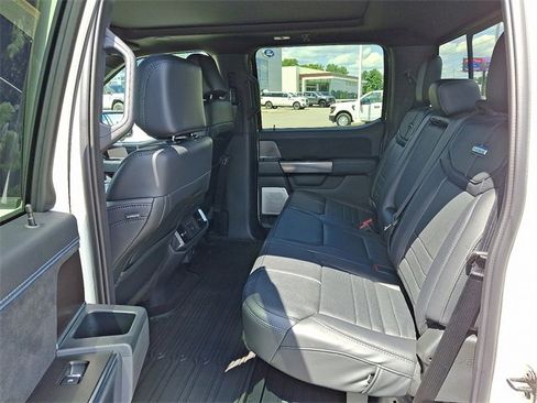 New 2025 Ford F150 Platinum w/ Equipment Group 702A High image 5