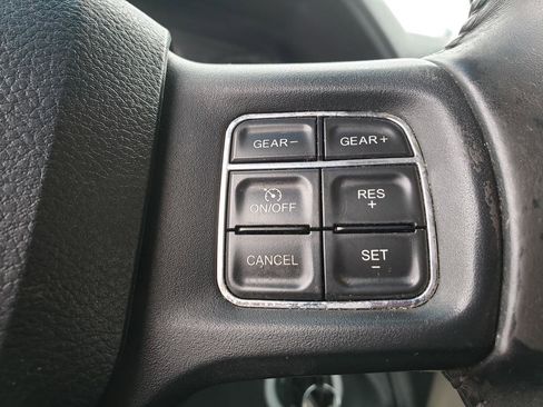 Used 2014 RAM 1500 Big Horn image 16