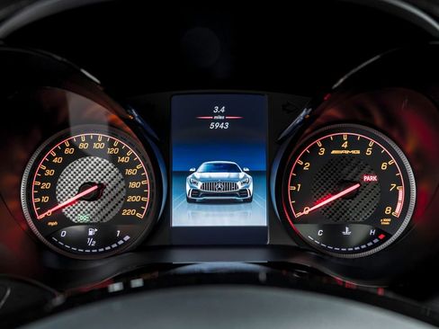 Used 2018 Mercedes-Benz AMG GT R image 14