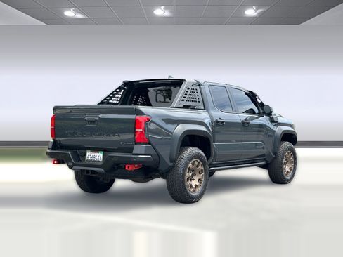 Used 2026 Toyota Tacoma 4x4 Double Cab Hybrid image 8