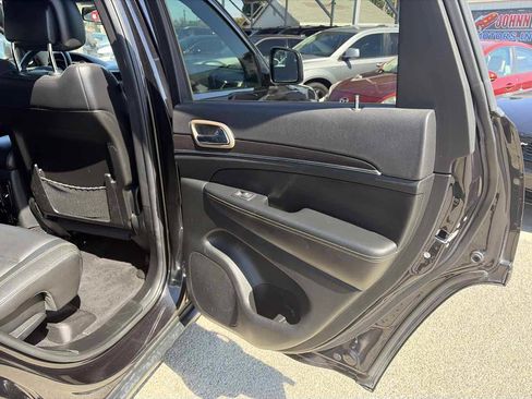 Used 2014 Jeep Grand Cherokee Limited w/ Trailer Tow Group IV AWD/4WD image 20