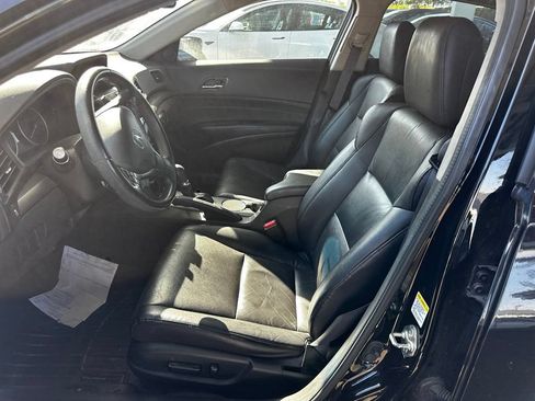Used 2013 Acura ILX w/ Technology Package FWD image 6