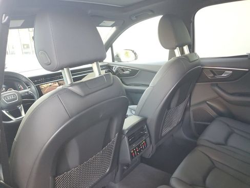 Used 2022 Audi Q7 2.0T Premium Plus AWD/4WD image 15