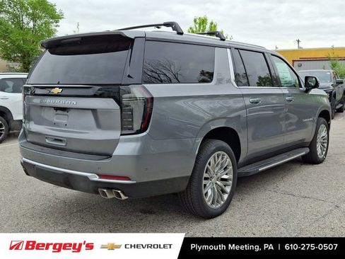 New 2026 Chevrolet Suburban High Country w/ Sun And Tow Package AWD/4WD image 3