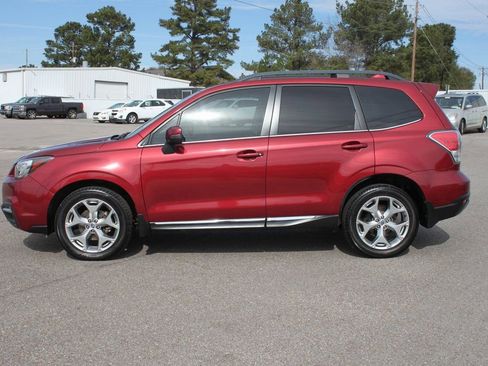 Used 2018 Subaru Forester 2.5i Touring w/ Popular Package #2 image 5