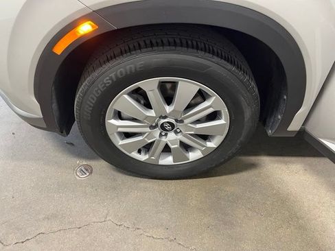 Used 2025 Hyundai Palisade SEL FWD image 30