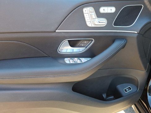 Used 2024 Mercedes-Benz GLE 350 4MATIC image 8