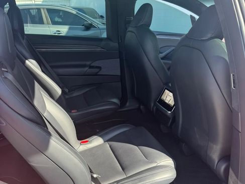 Used 2023 Tesla Model X AWD/4WD image 26
