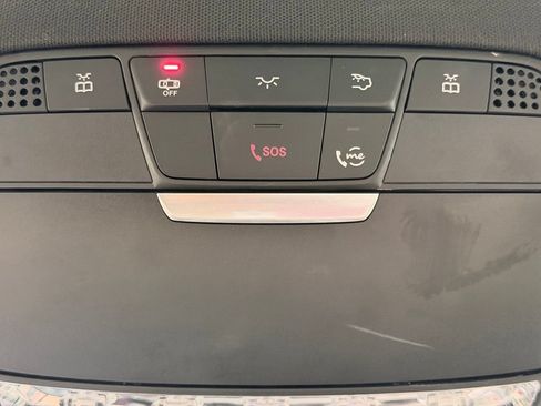 Used 2019 Mercedes-Benz E 300 image 63