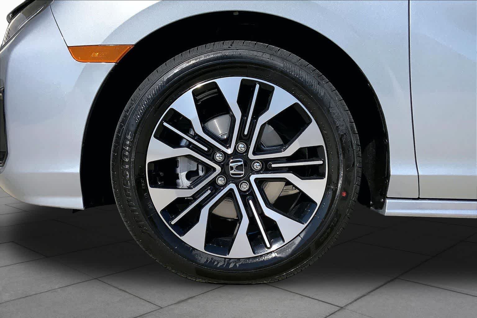 New 2027 Honda Odyssey Elite image 13