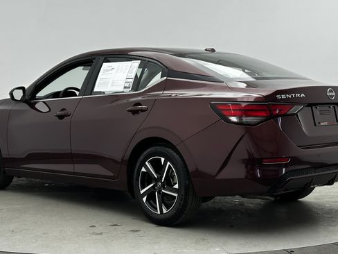 Used 2024 Nissan Sentra SV image 5