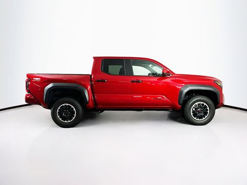 Used 2025 Toyota Tacoma TRD Off-Road image 10
