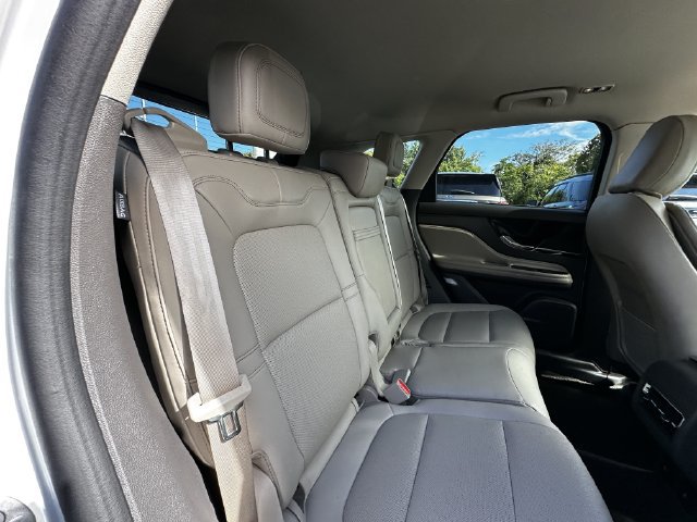 Certified 2023 Lincoln Corsair AWD w/ Equipment Group 101A image 38