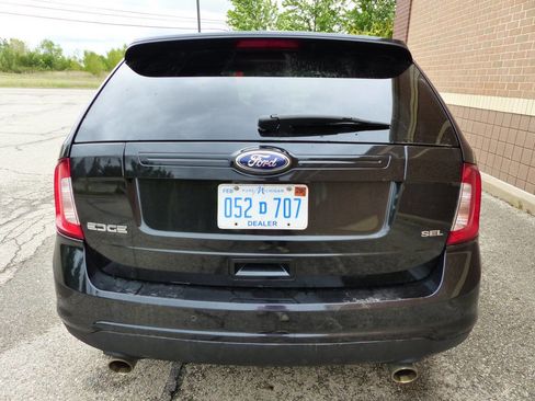 Used 2014 Ford Edge SEL image 8