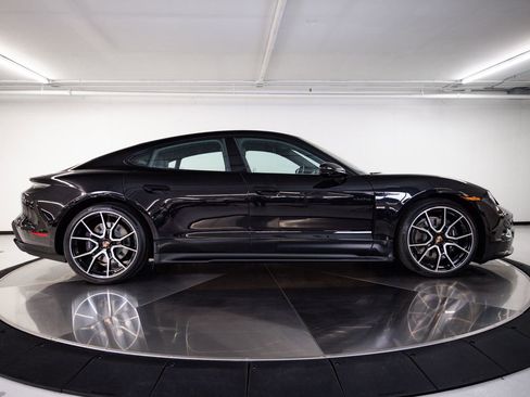 New 2026 Porsche Taycan image 8
