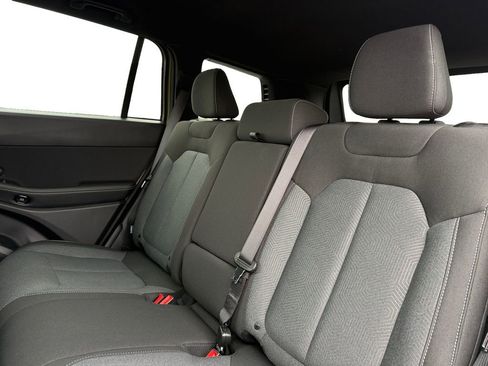 New 2026 Jeep Cherokee Laredo AWD/4WD image 14