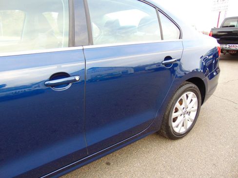 Used 2014 Volkswagen Jetta SE image 29