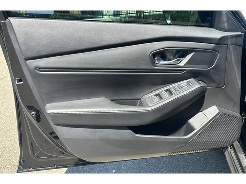 Used 2025 Honda Accord Sport image 9