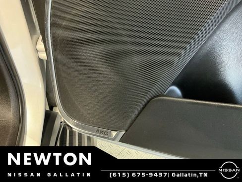 Used 2021 Cadillac Escalade ESV Sport Platinum RWD image 39