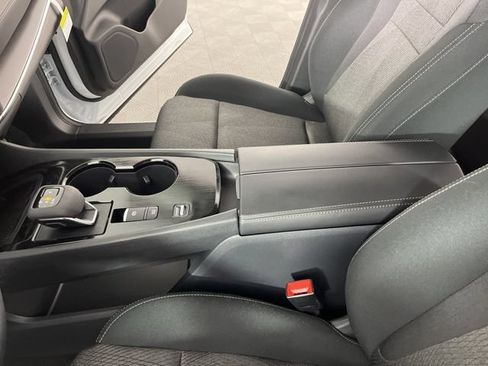 New 2026 Nissan Rogue SV FWD image 28