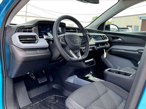 New 2027 Chevrolet Bolt LT w/ Comfort Package FWD image 8