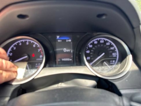 Used 2021 Toyota Camry SE FWD image 29