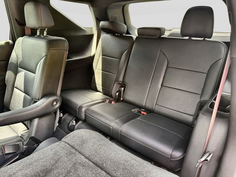 Used 2026 Chevrolet Traverse LT AWD/4WD image 34