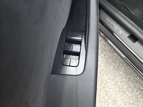 Used 2025 Tesla Model 3 Long Range AWD/4WD image 16