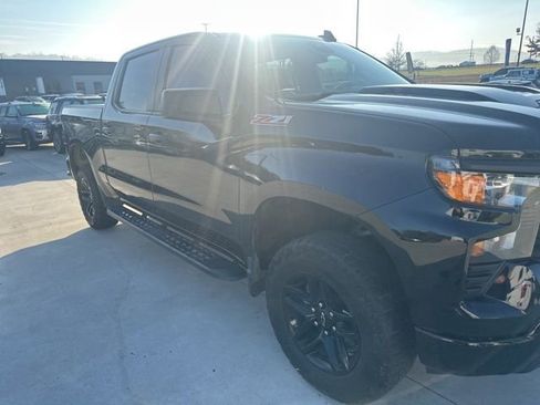 Used 2023 Chevrolet Silverado 1500 Custom Trail Boss image 14