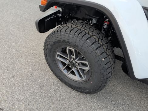 New 2026 Jeep Gladiator Mojave AWD/4WD image 10