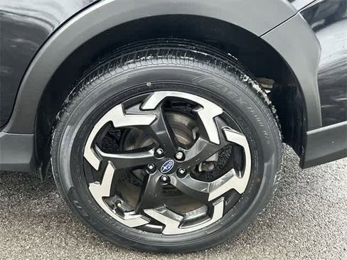 Certified 2022 Subaru Crosstrek 2.5i Limited image 5