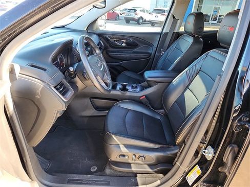 Used 2022 GMC Terrain AT4 image 11