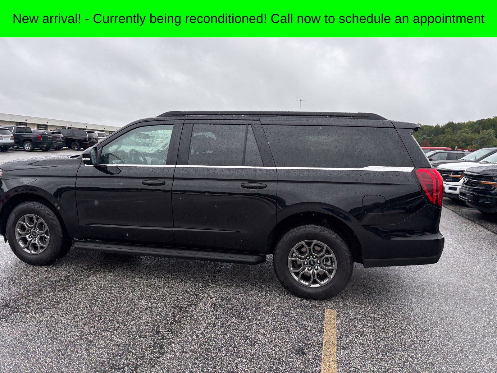 Used 2026 Ford Expedition Max Active RWD image 9