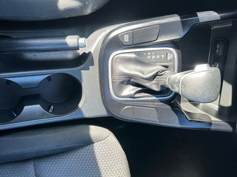 Used 2020 Kia Soul LX image 24