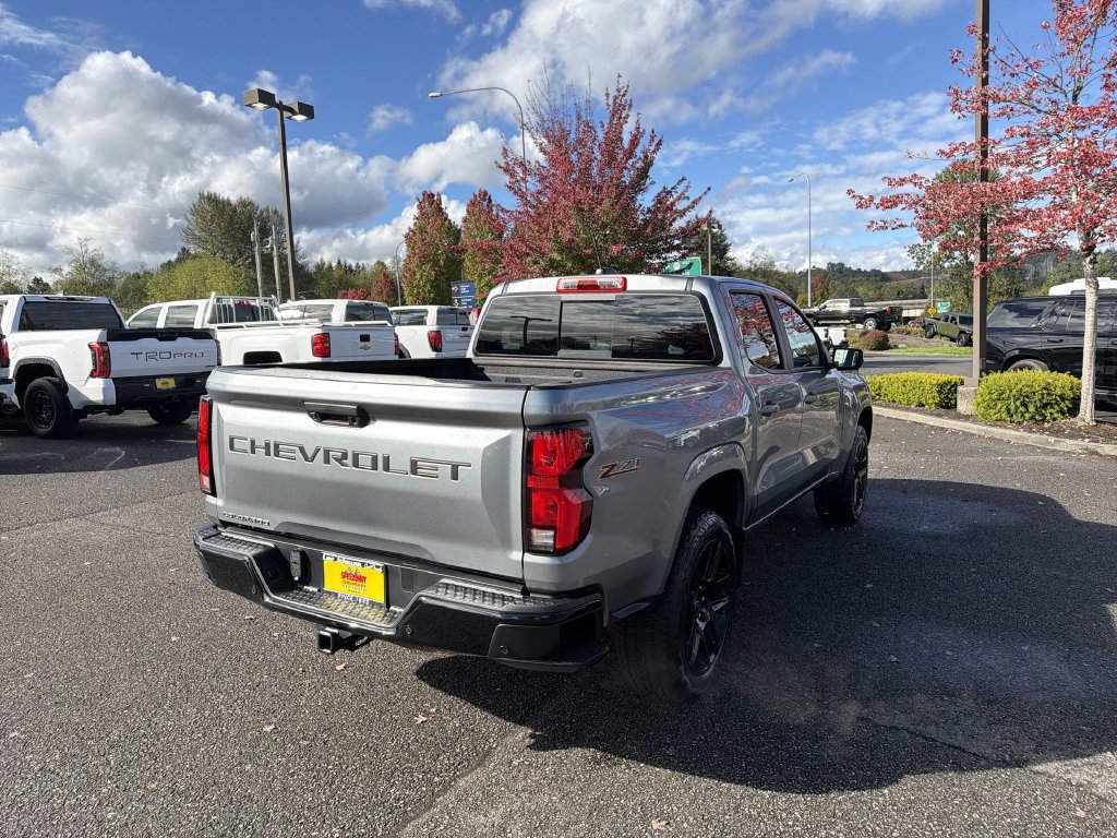 Certified 2025 Chevrolet Colorado Z71 w/ Technology Package AWD/4WD image 9