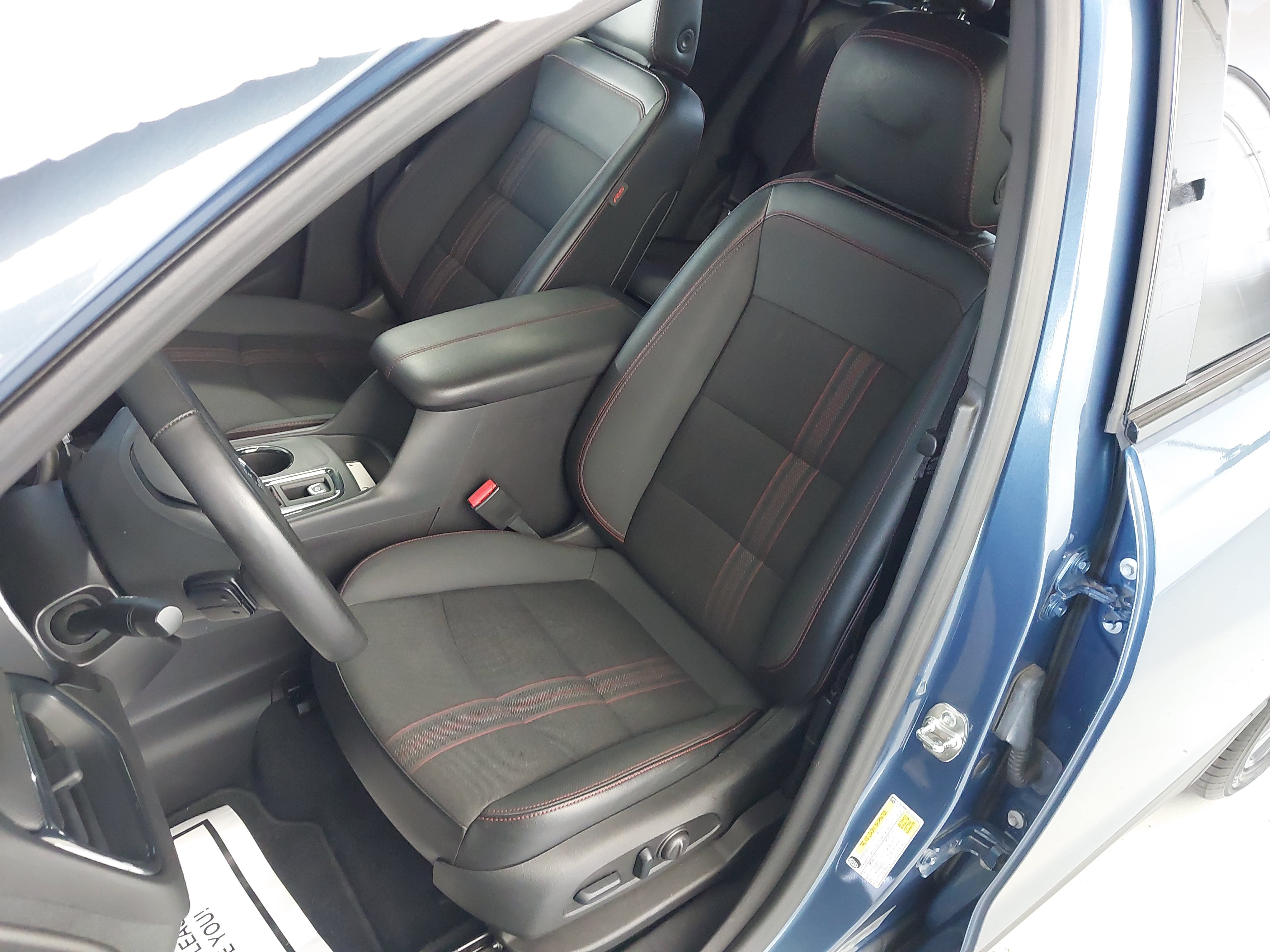 Certified 2024 Chevrolet Equinox RS FWD image 23