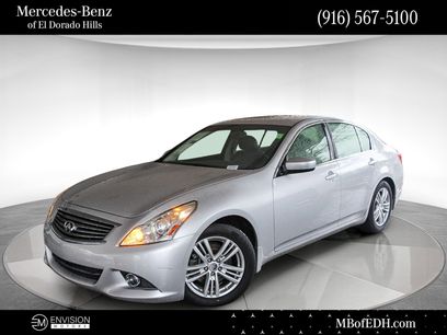 Used 2013 INFINITI G37 Journey w/ Premium Pkg