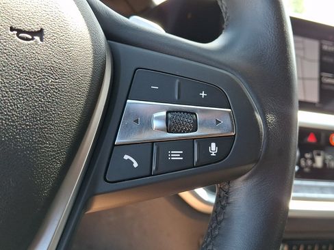 Used 2019 BMW 330i xDrive Sedan w/ Convenience Package AWD/4WD image 21