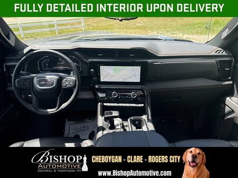 Used 2025 GMC Sierra 1500 AT4 w/ AT4 Premium Package AWD/4WD image 3