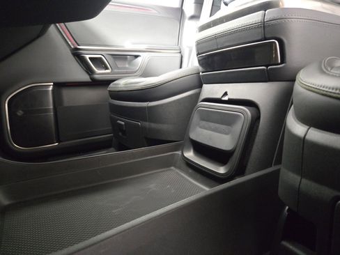 Used 2024 Rivian R1T Adventure image 31