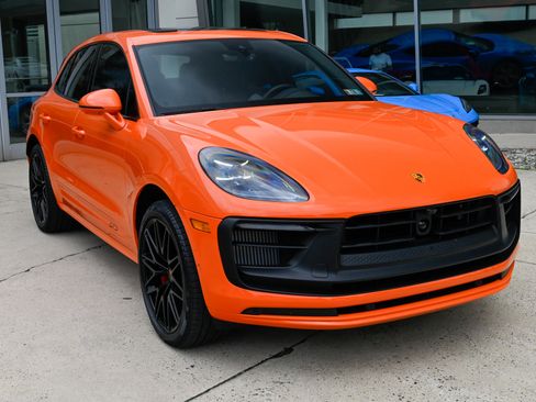 Used 2023 Porsche Macan GTS AWD/4WD image 3
