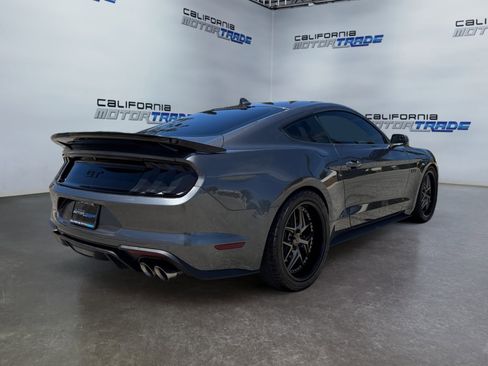 Used 2020 Ford Mustang GT image 5