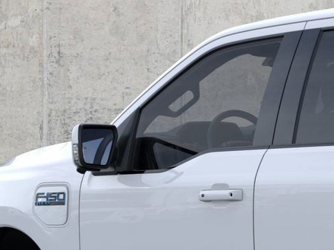 New 2025 Ford F150 Lightning Lariat image 22