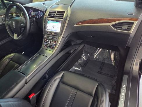 Used 2019 Lincoln MKZ Reserve w/ Reserve Plus Package FWD image 24