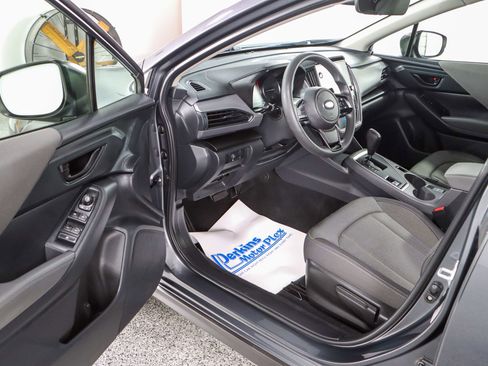 Used 2024 Subaru Crosstrek 2.0i Premium w/ Crosstrek Mirror Package AWD/4WD image 3
