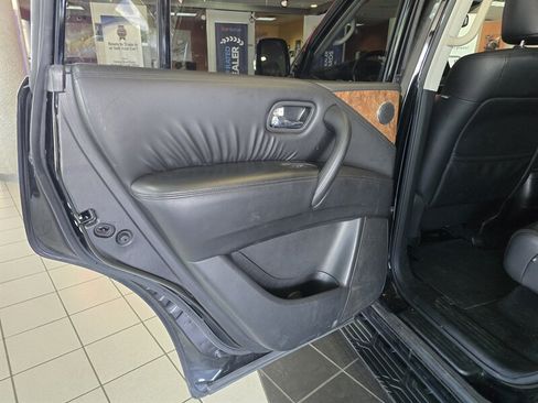 Used 2021 Nissan Armada SL w/ Captain's Chairs Package AWD/4WD image 10