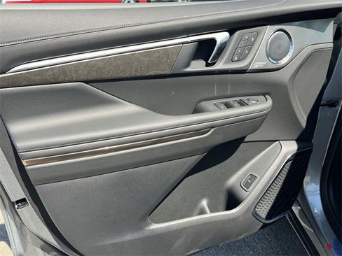 New 2026 Buick Enclave Avenir w/ Super Cruise Package image 10