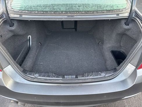 Used 2015 BMW 528i xDrive Sedan image 9