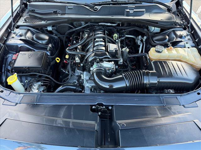 Used 2019 Dodge Challenger R/T w/ Driver Convenience Group RWD image 24