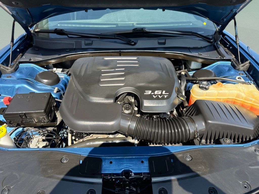 Used 2020 Dodge Charger SXT w/ Cold Weather Package RWD image 30